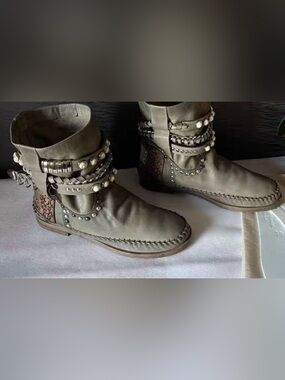 Stra2 Queen Boots by Karma of Charma Studded Leather Ankle Boots